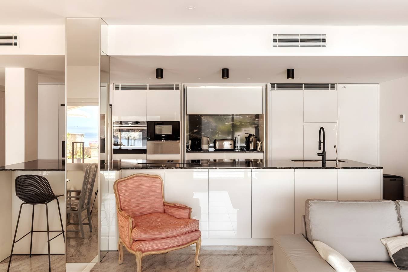 Foto 6 von 30: Ferienhaus 'Villa Ichtys in Cala Moragues' mit Meerblick, WLAN und Klimaanlage