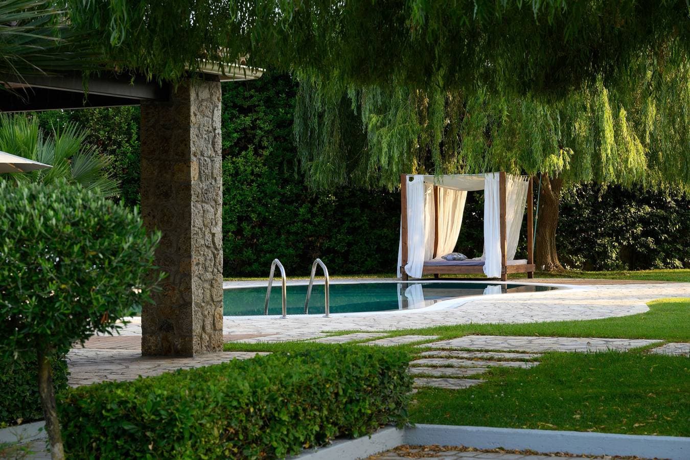 Foto 3 von 60: Villa für 8 Personen mit Balkon