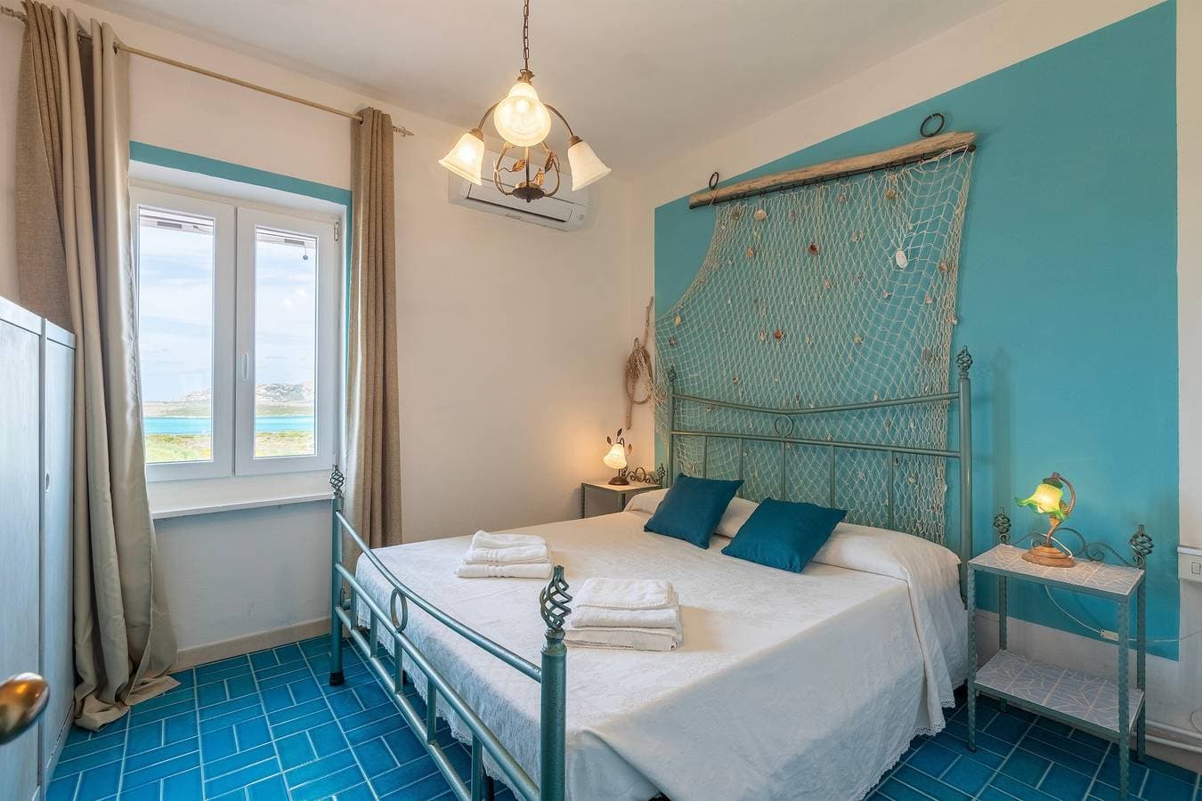 Foto 13 von 37: Ferienhaus 'Asinara' mit Meerblick, WLAN und Klimaanlage