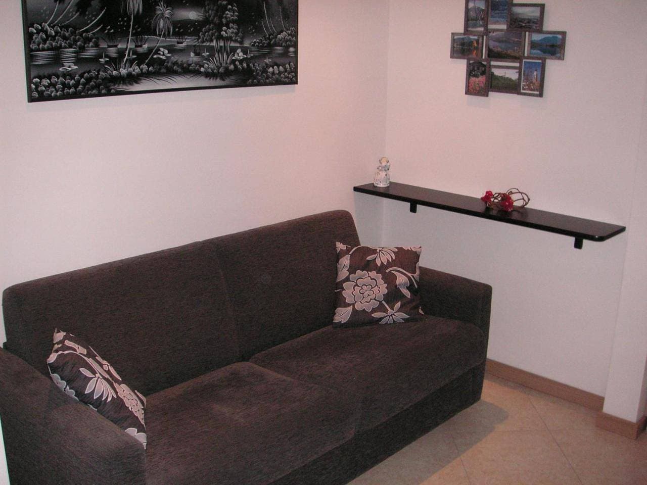 Foto 10 von 61: Two-Bedroom Apartment