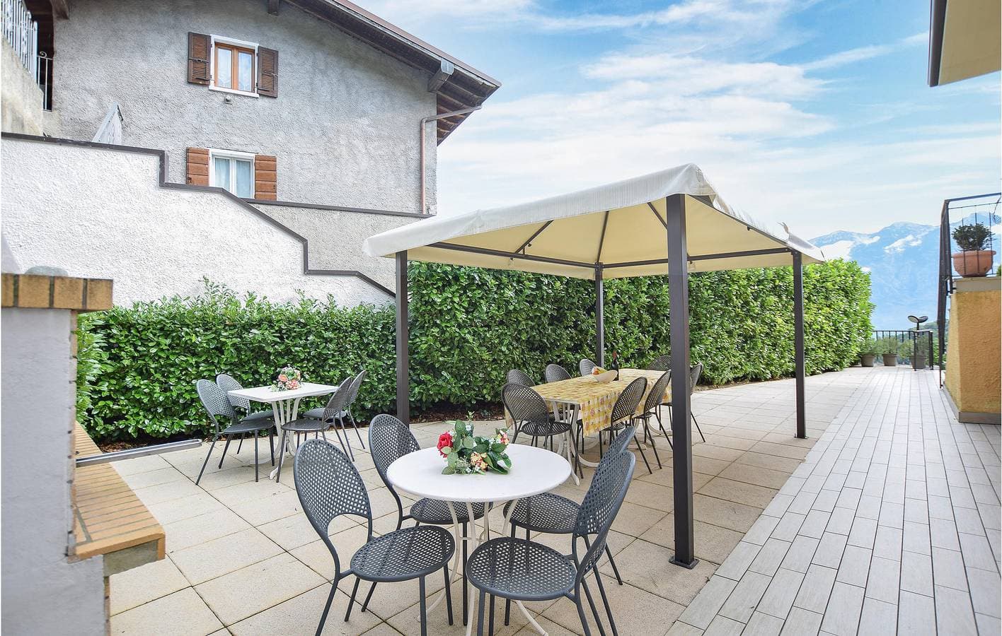 Foto 10 von 27: Appartement am Pool mit Terrasse und Parkplatz
