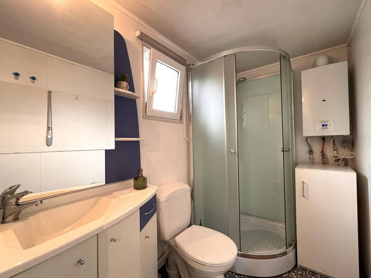 Foto 6 von 24: Gemütliches Chalet am Wasser