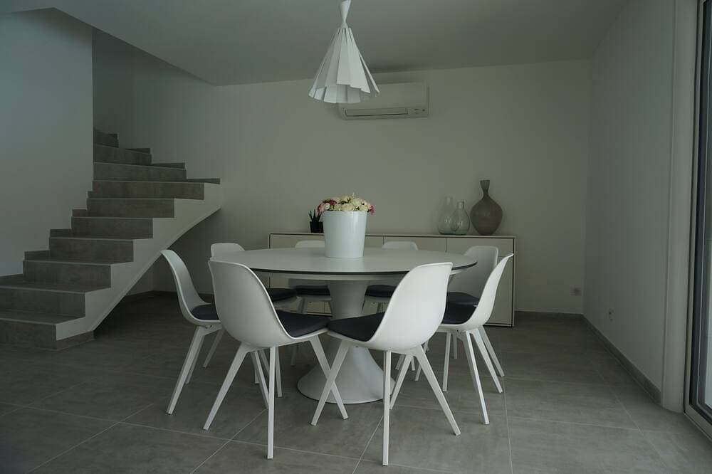 Foto 13 von 20: Superb neue Villa mit allem modernen Komfort 9 km von den Stränden