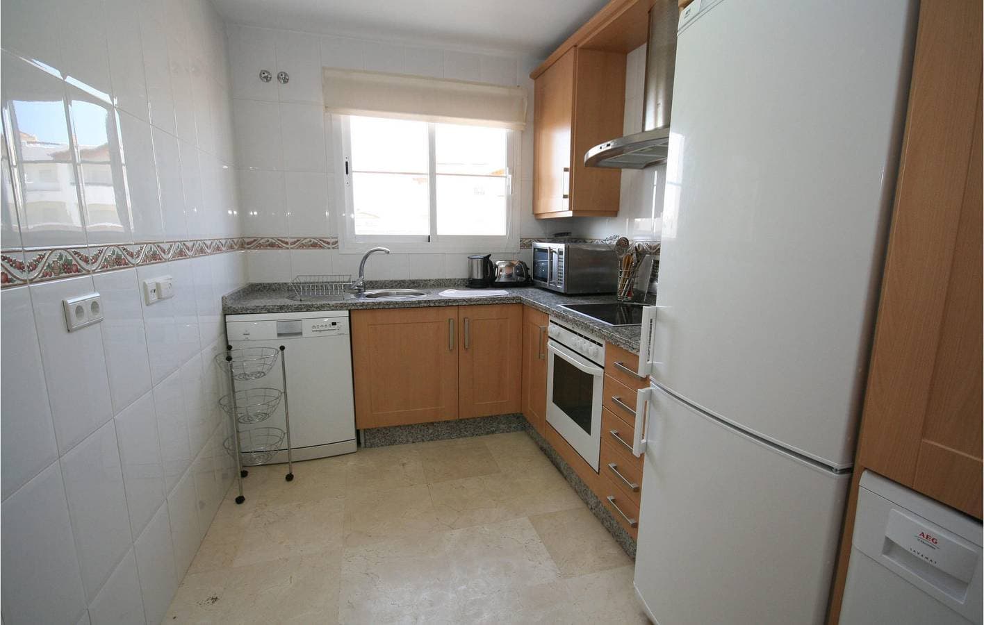 Foto 9 von 14: Apartment mit Poolterrasse: 2,5 km zum Bil Bil Strand