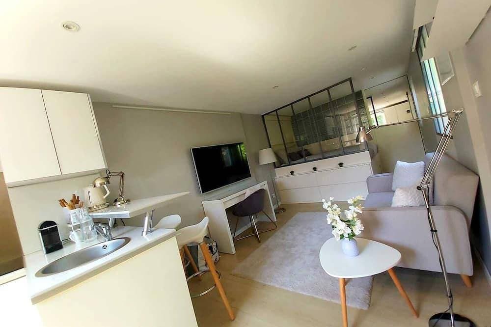 Foto 10 von 17: Very charming studio in Lyon on a \"Cosy & Romantic\" courtyard