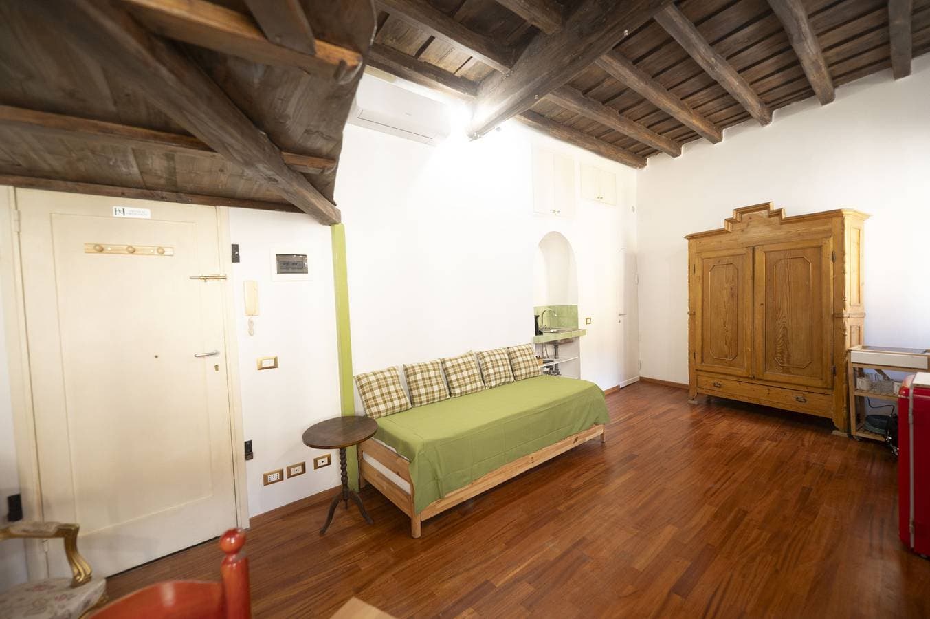 Foto 7 von 21: Trastevere Romantic Nest