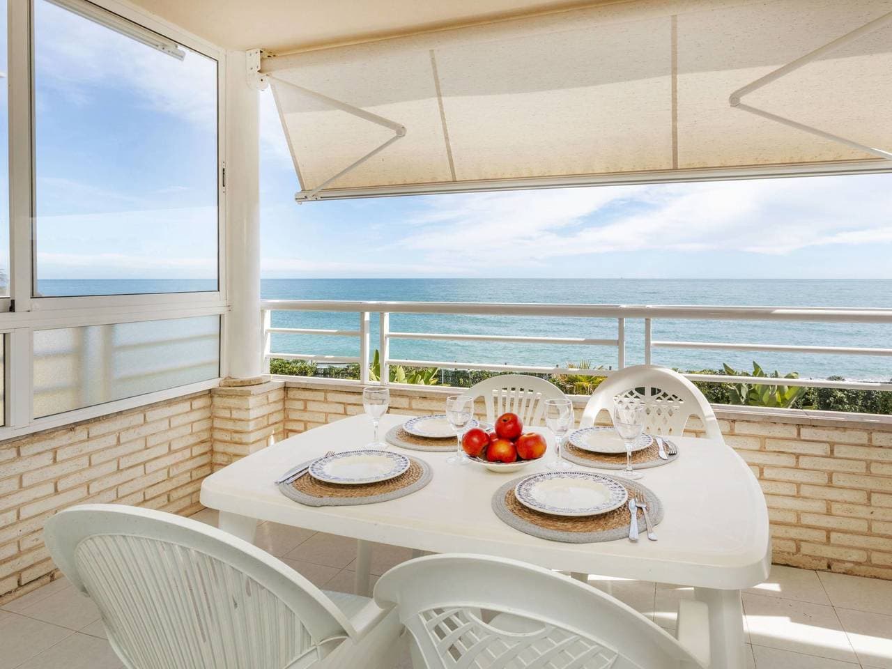 Cala Montero 2 km von Vinaroz: Gemütliches Appartementhaus Cala Montero I 1