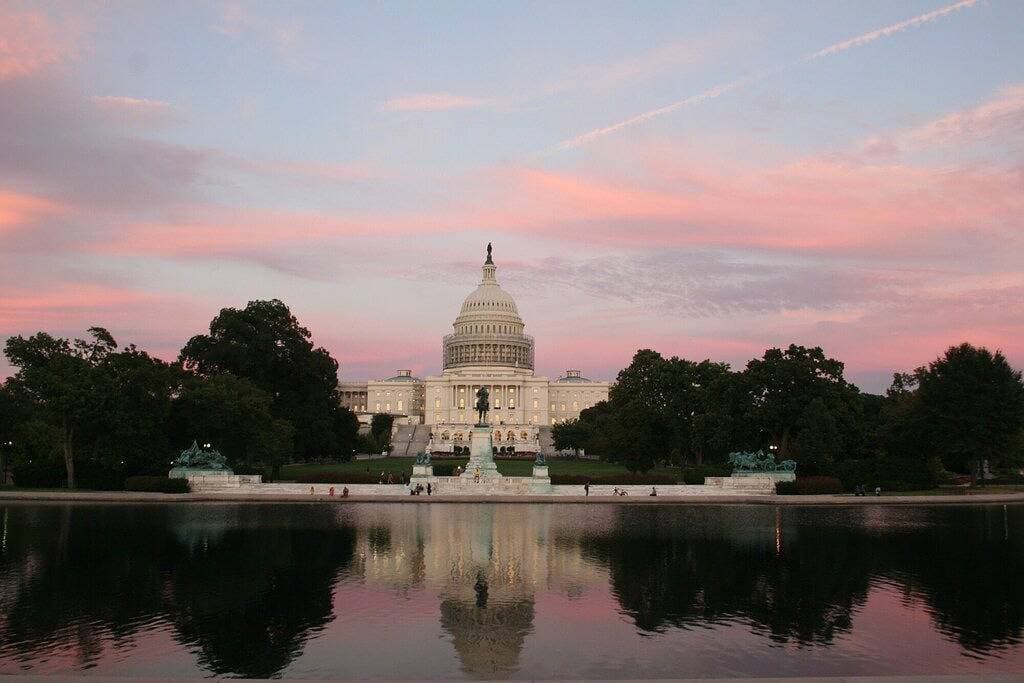 Foto 5 von 18: Verbringen Sie einen klassischen Capitol Hill Erfahrung nur 5 Blocks vom Sitz der Macht.