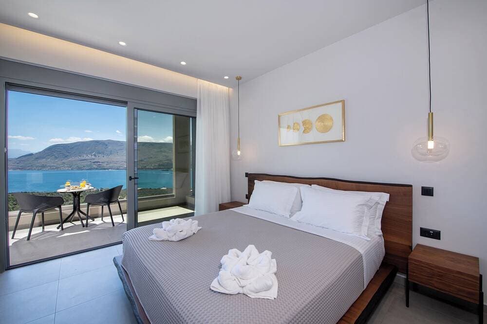 Foto 3 von 30: Luxury villa with kingsize beds and breathtaking sea view ( El paradiso villa)