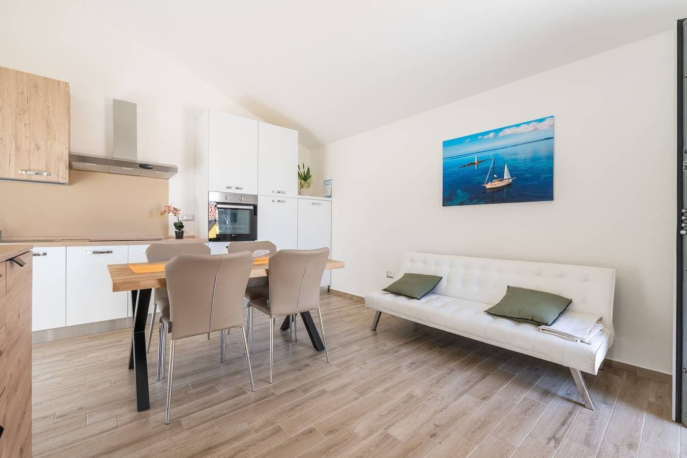 Foto 3 von 26: Ferienwohnung 'Casa Vacanze Alba Mar' mit Balkon, WLAN und Klimaanlage