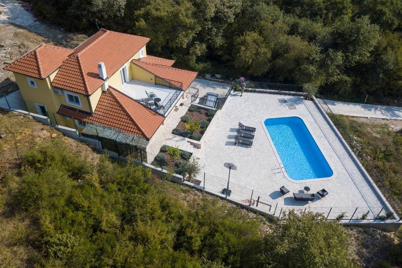 Foto 5 von 37: Three-Bedroom Villa