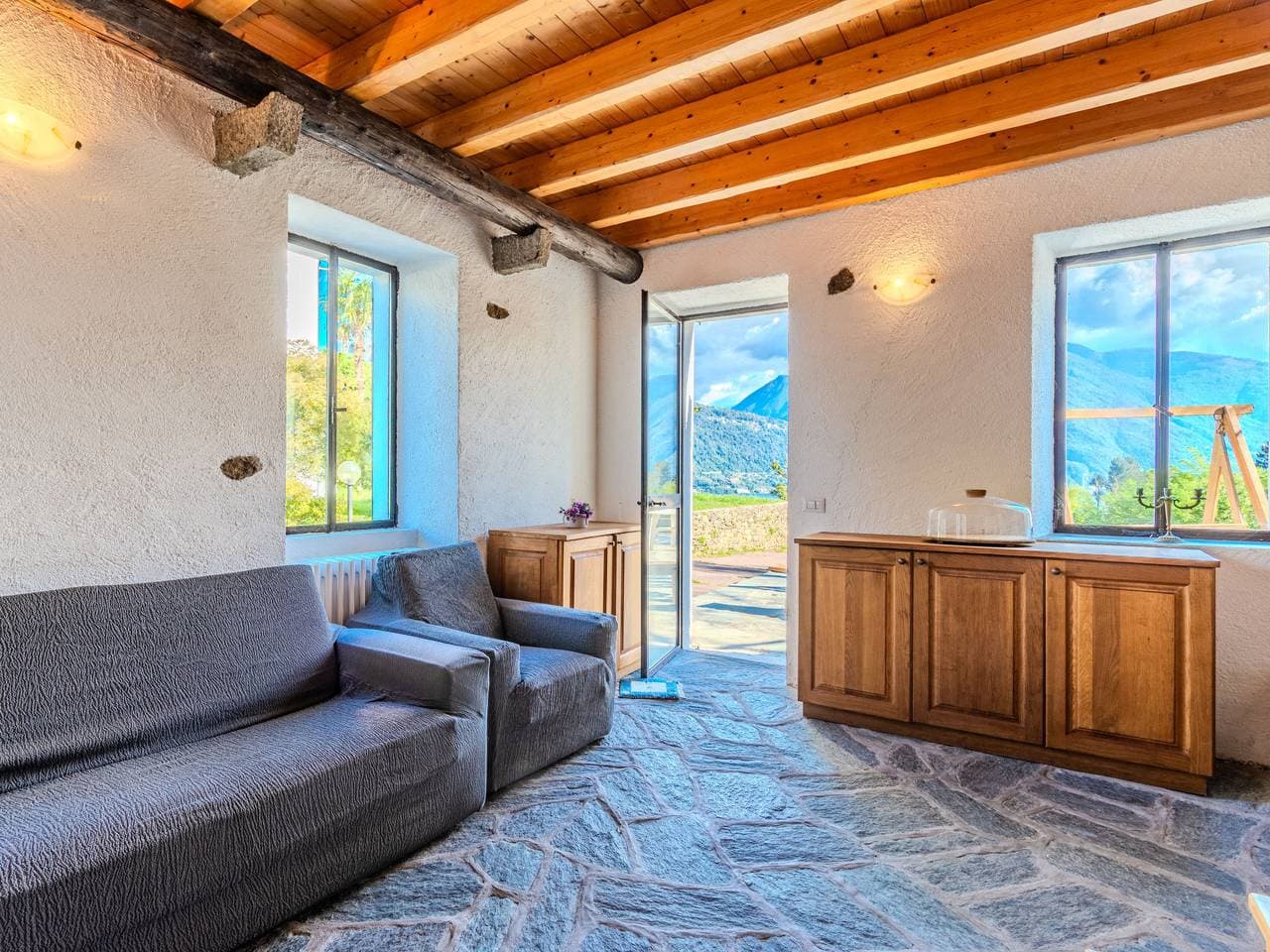 Foto 2 von 34: Casa di Sasso