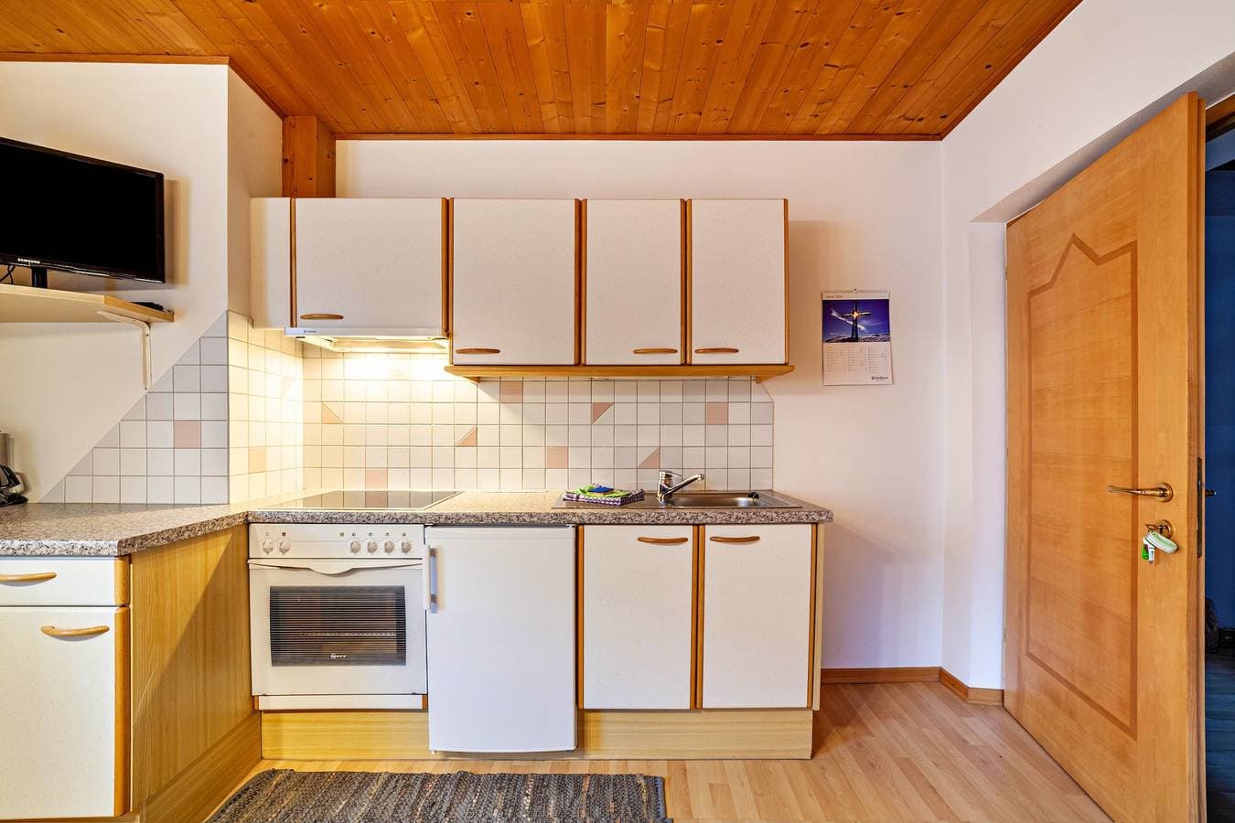 Foto 5 von 15: Ferienwohnung 'Wohnung Elstar Schnalserhof' mit Bergblick, Gemeinschaftsterrasse und WLAN