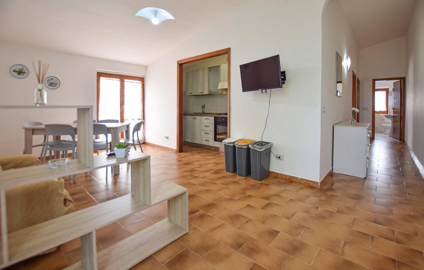 Foto 3 von 24: Apartment mit Meerblick, Parkplatz und WLAN, 900 m vom Strand entfernt