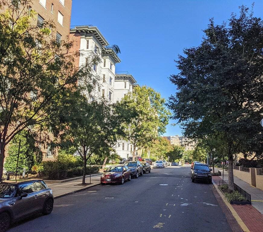 Foto 9 von 10: Dupont/Kalorama-Entire Unit w/Parking Pass, W/D, WiFi, Kitchen