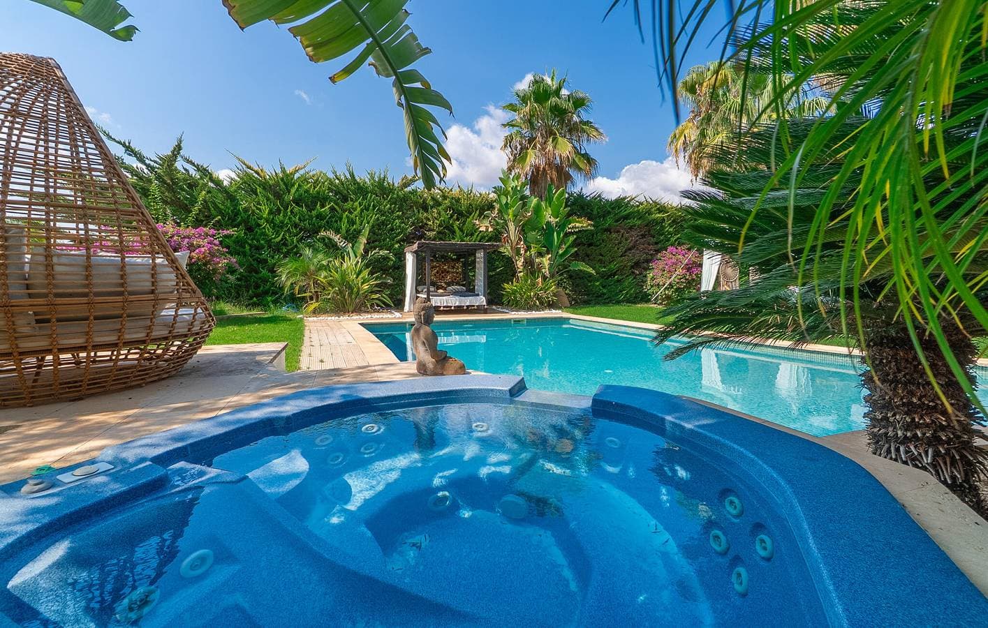 Foto 6 von 52: Gemütliches Apartment mit Pool, WiFi & AC | 2.5km nach Biniagual