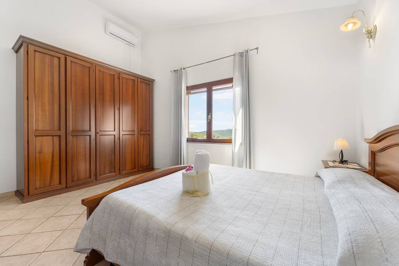 Foto 12 von 27: Ferienhaus 'Sole Mare di Barbara' mit Meerblick, privatem Garten und Klimaanlage