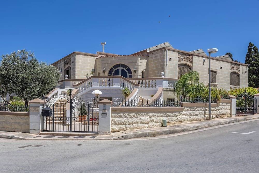 Foto 7 von 30: Santa Maria Villa Wohnung (C) Shared Pool, 1 Schlafzimmer, 3 bietet Platz für bis zu, WLAN