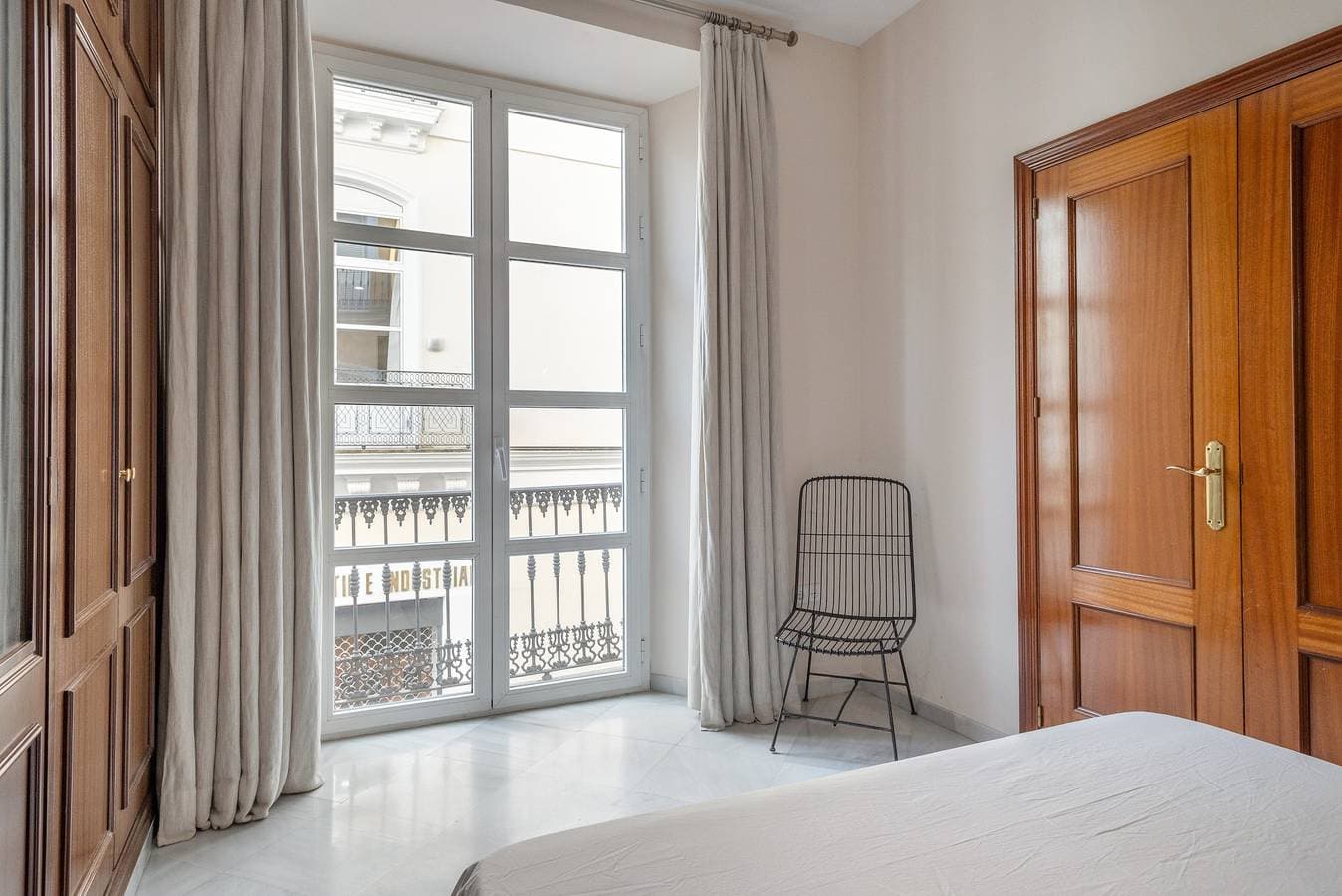 Foto 11 von 24: Ferienwohnung 'Sierpes Central Heritage' mit 2 Balkonen im Zentrum von Sevilla