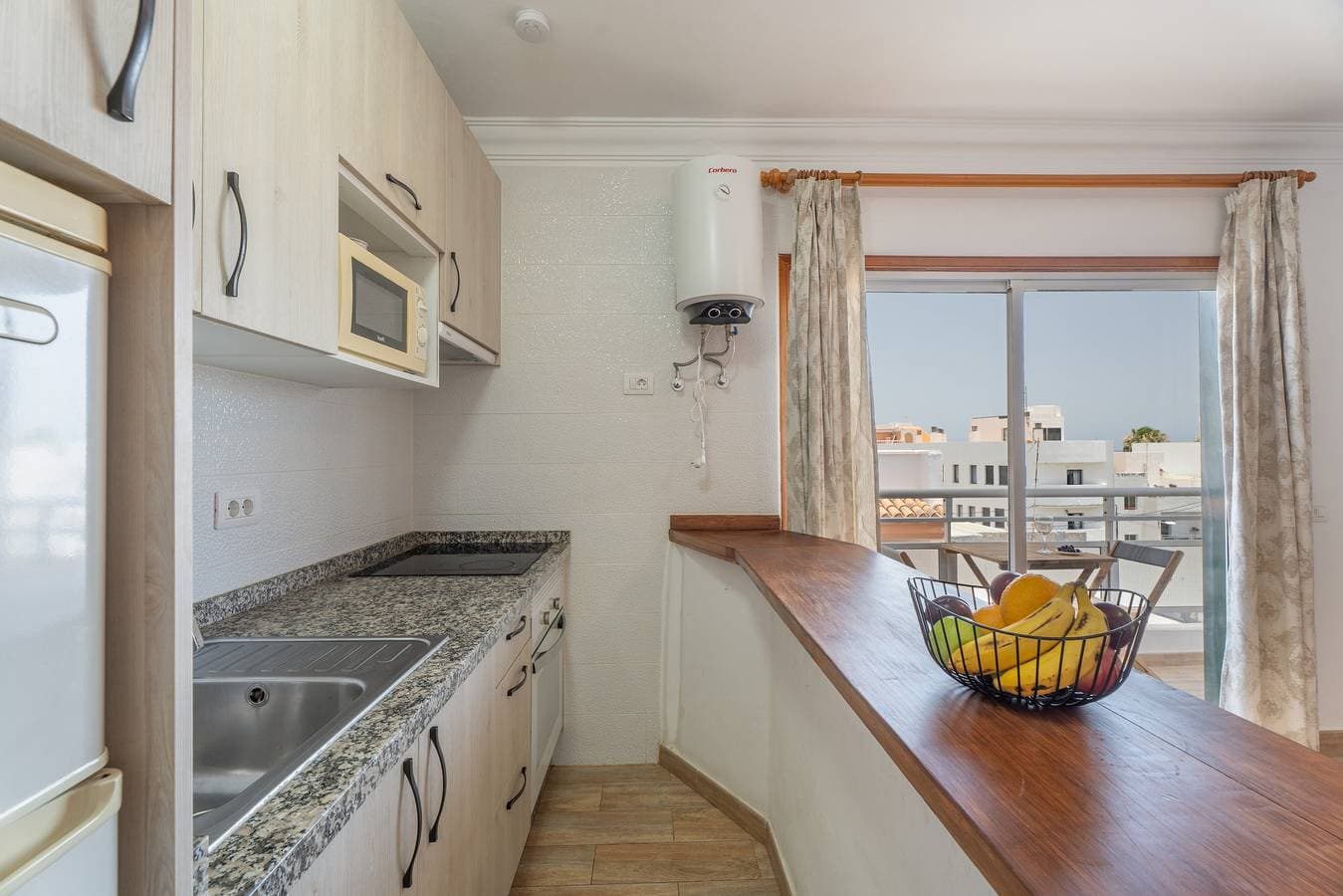 Foto 6 von 23: Ferienhaus 'Solabrigos Fuerteventura' mit Meerblick, Gemeinschaftsterrasse und WLAN