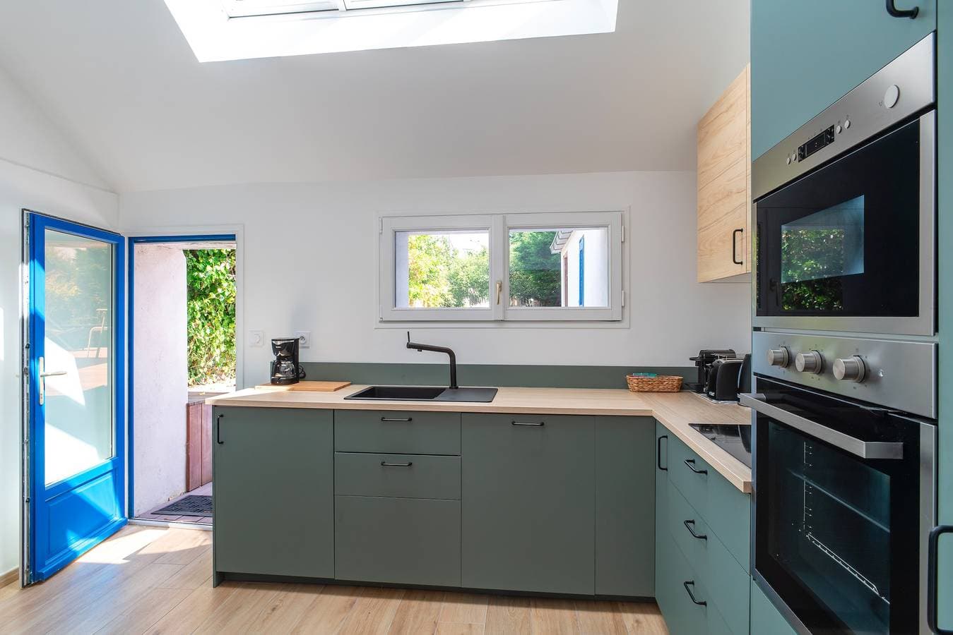 Foto 3 von 24: Ferienhaus für 4 Personen mit Terrasse