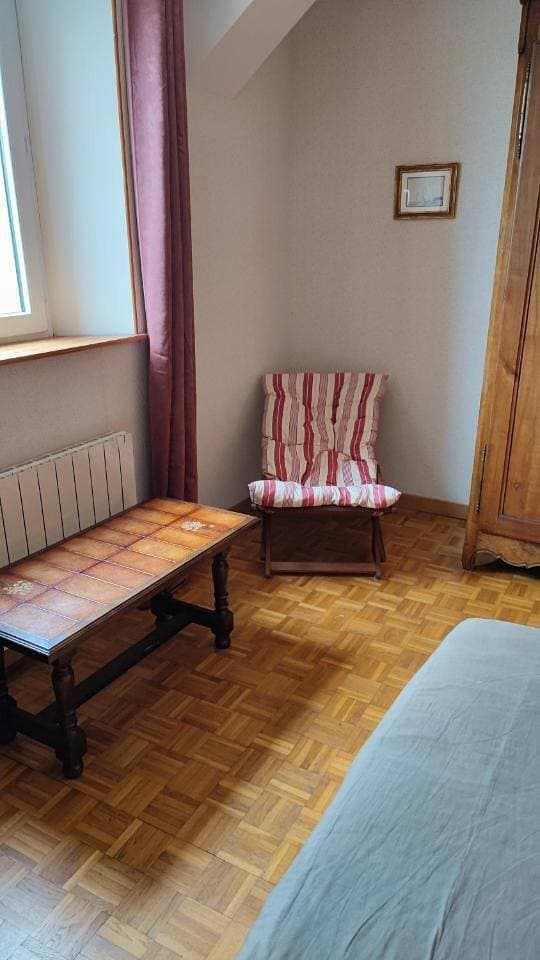 Foto 8 von 10: Double Room with Private Bathroom