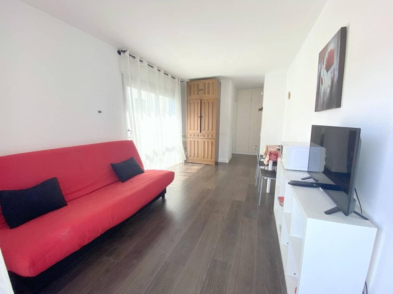 Foto 3 von 9: Gemütliches Studio in Roses mit Klimaanlage und Terrasse