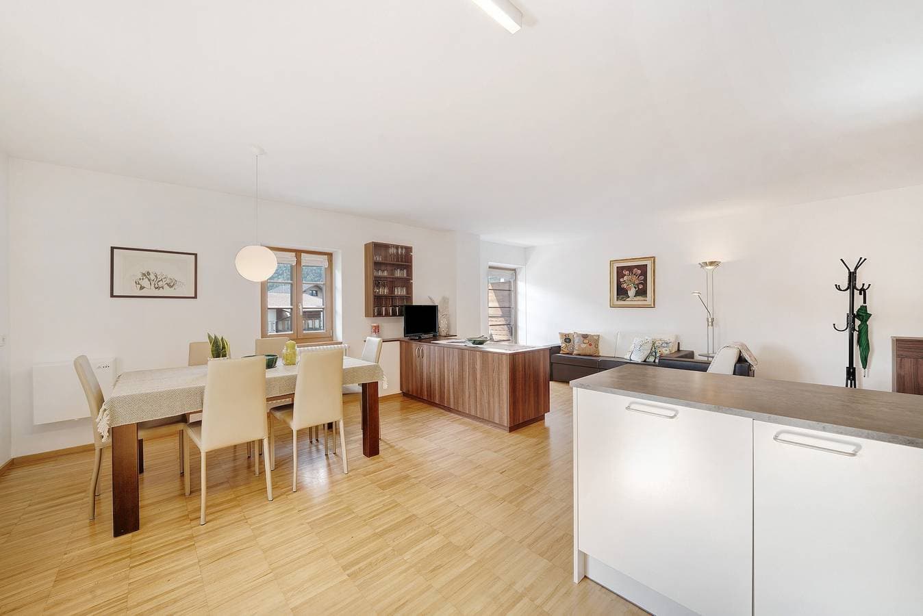 Foto 7 von 17: Ferienwohnung "Wielander A Ost" mit Bergblick, Gemeinschaftsgarten und WLAN