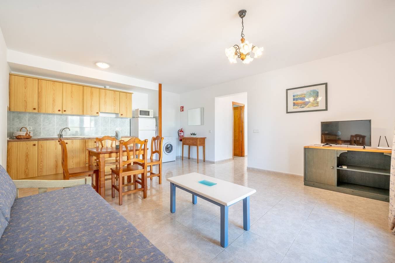 Foto 8 von 25: Apartment mit Klimaanlage, Pool, WLAN, Balkon und strandnaher Lage