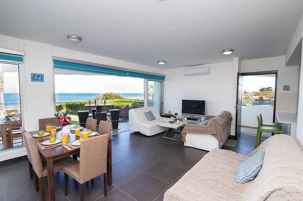 Foto 5 von 30: 3-Zimmer-Wohnung am Sandstrand von Ayia Triada