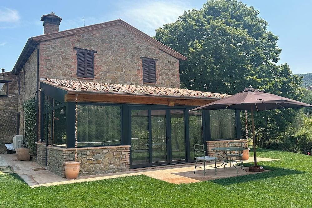 Foto 11 von 27: Leccino Honey Moon Haus mit Pool und Jacuzzi, AC, WIFI Bio-Küche Garten