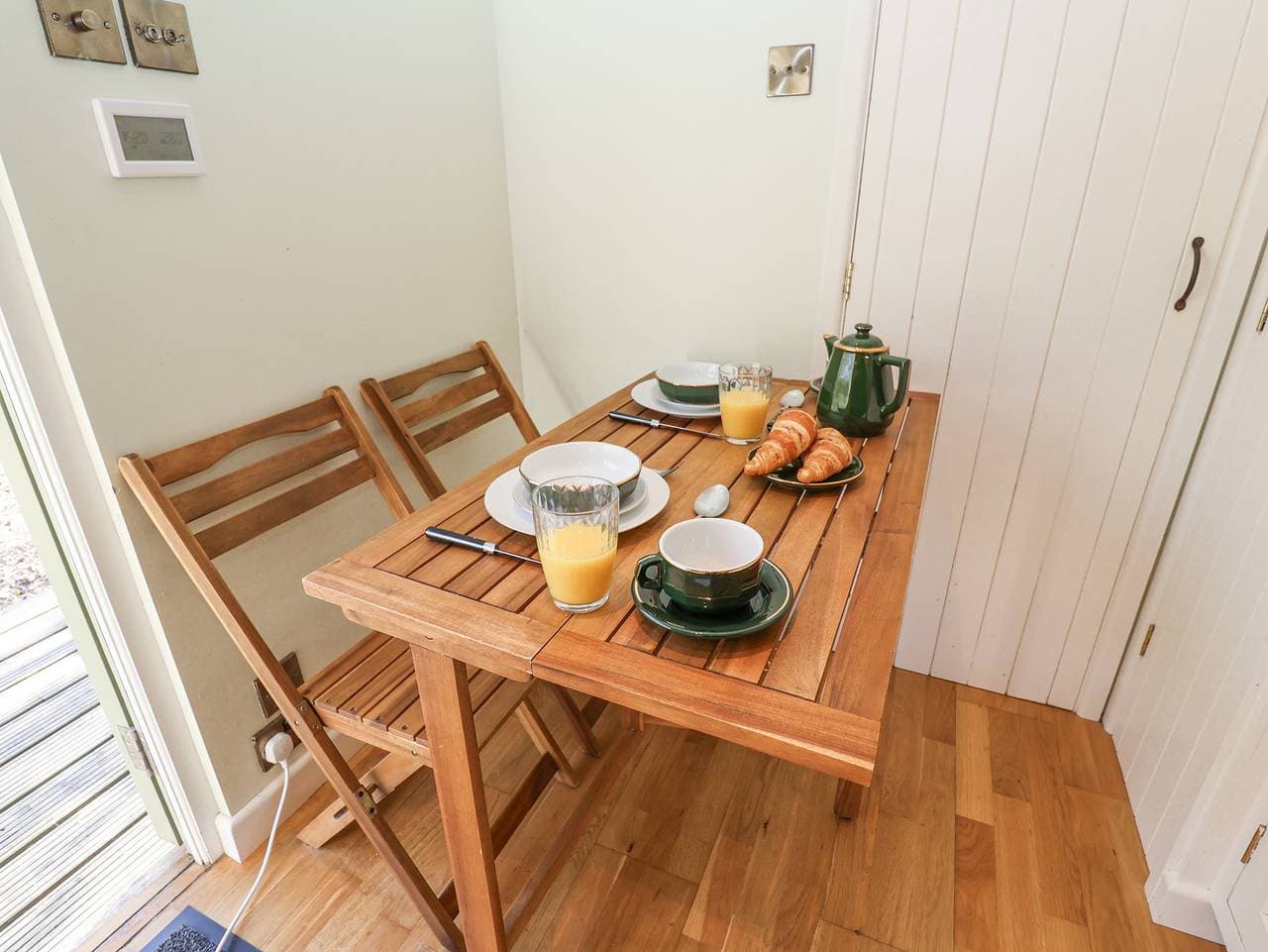 Foto 6 von 26: Hütte für 2 Personen mit Garten