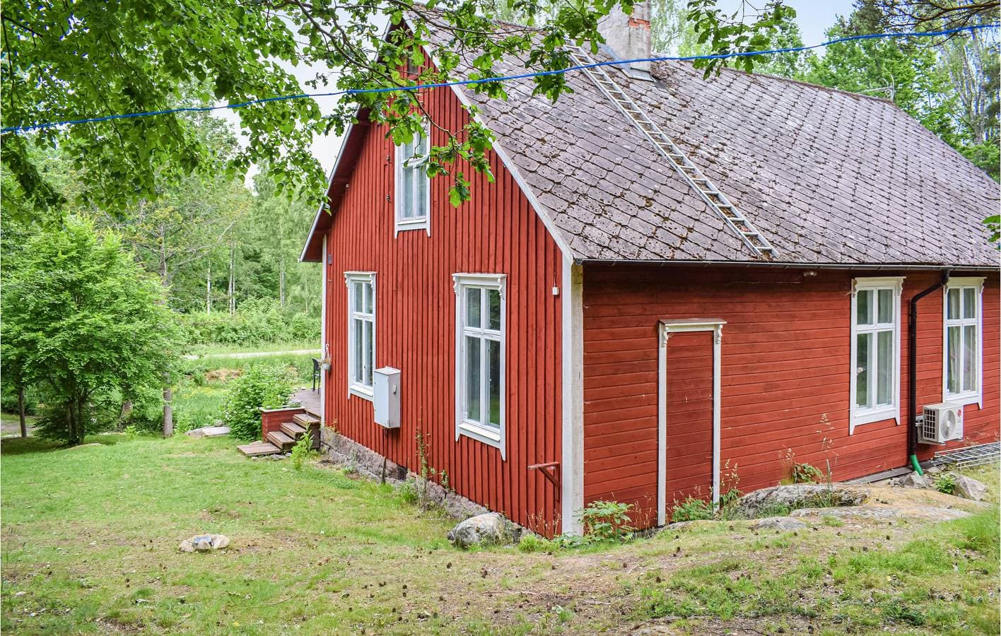 Foto 3 von 34: Ferienhaus für 9 Personen mit Garten