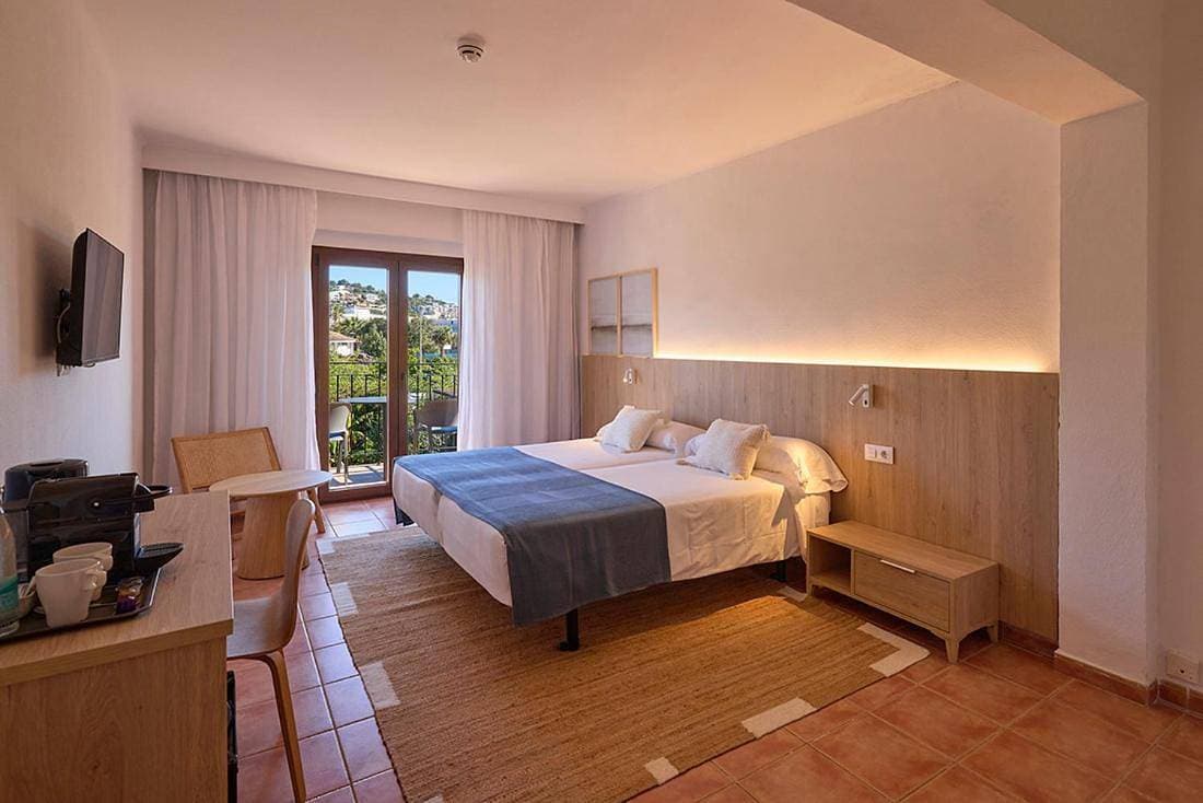 Foto 8 von 17: Twin Room with Balcony