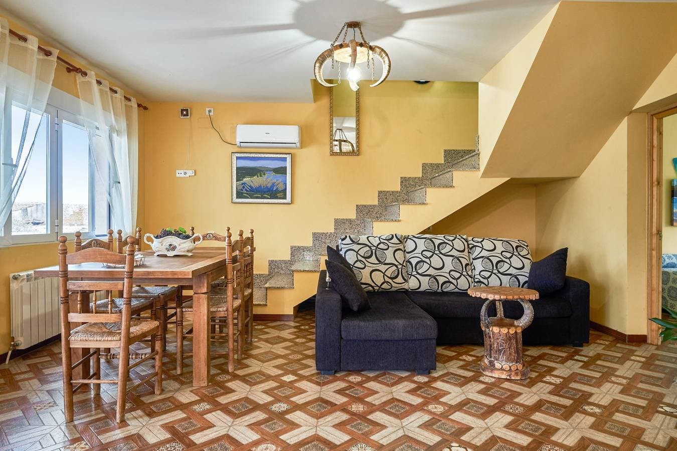 Foto 5 von 20: Geräumige Villa mit Pool in Porzuna - 90 m² und Bergblick