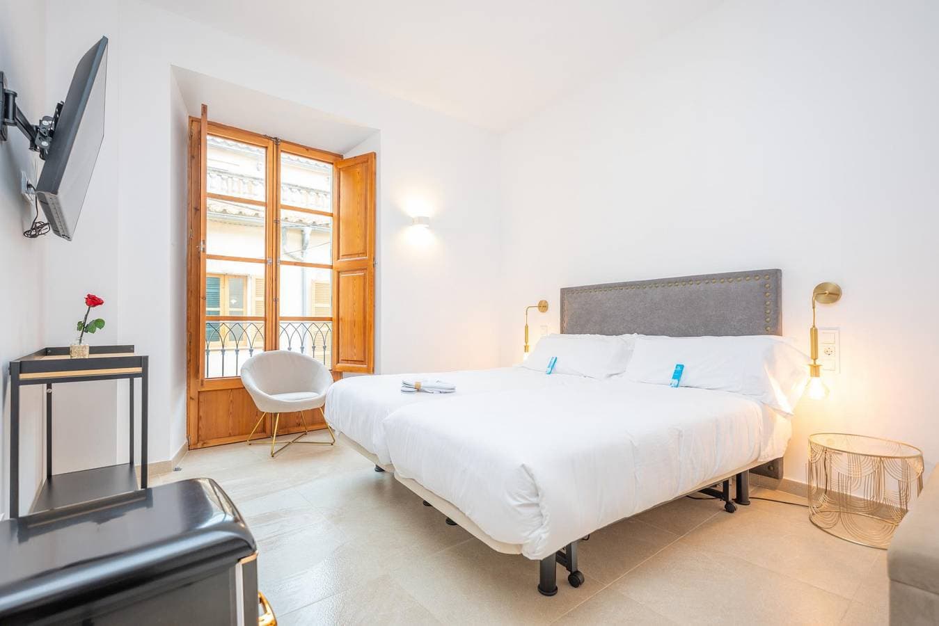 Cas Català - Junior Suite Vc -  Schönes Zimmer in einem Boutique-Hotel mit Blick auf die Stadt, Geme... 1