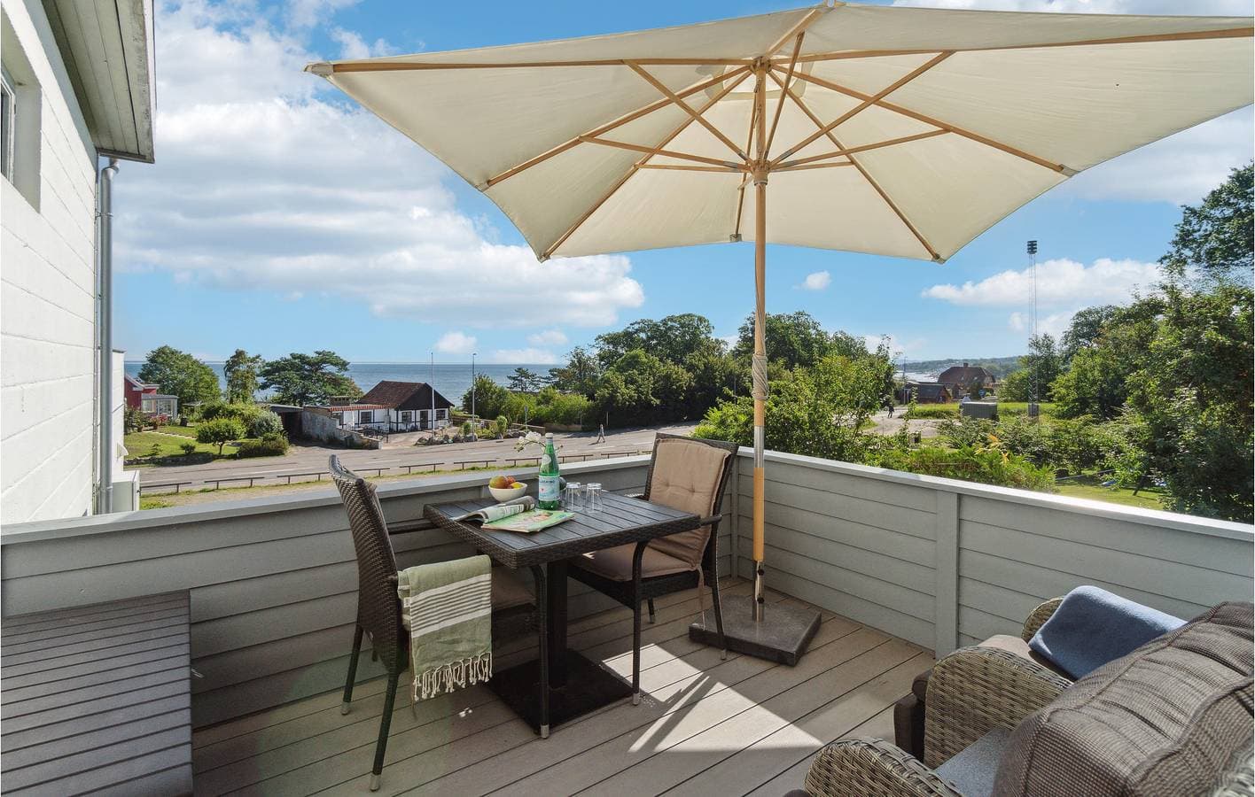 Foto 2 von 20: Ferienwohnung für 4 Personen mit Terrasse