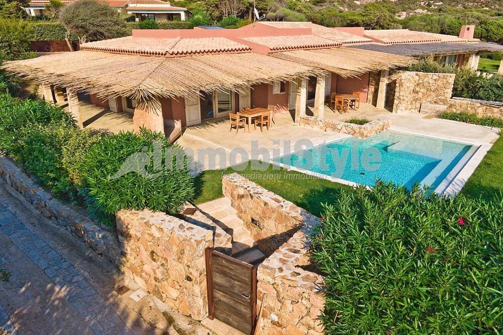 Foto 10 von 26: Exclusive villa with private pool
