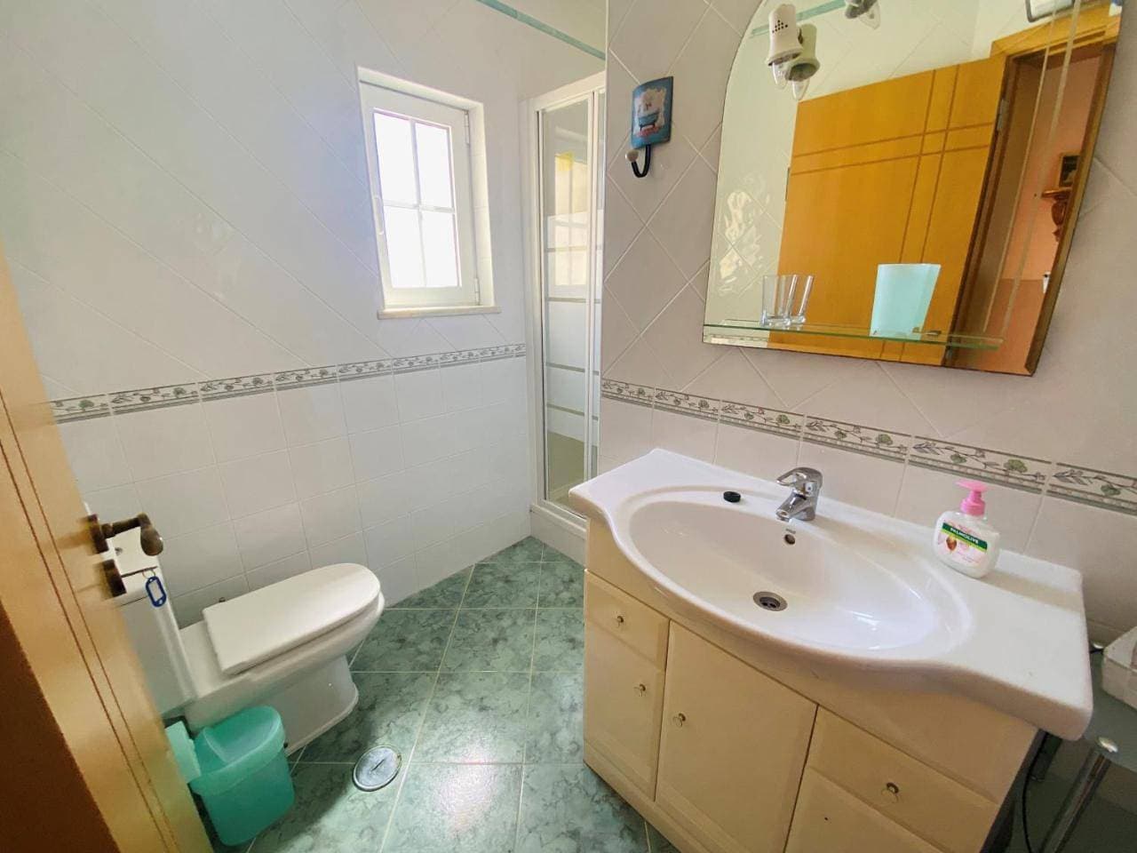 Foto 7 von 8: Double or Twin Room with Private External Bathroom