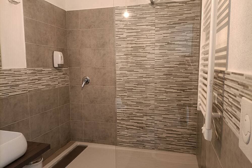 Foto 7 von 12: Il Cedro - double room with garden (no apartment)