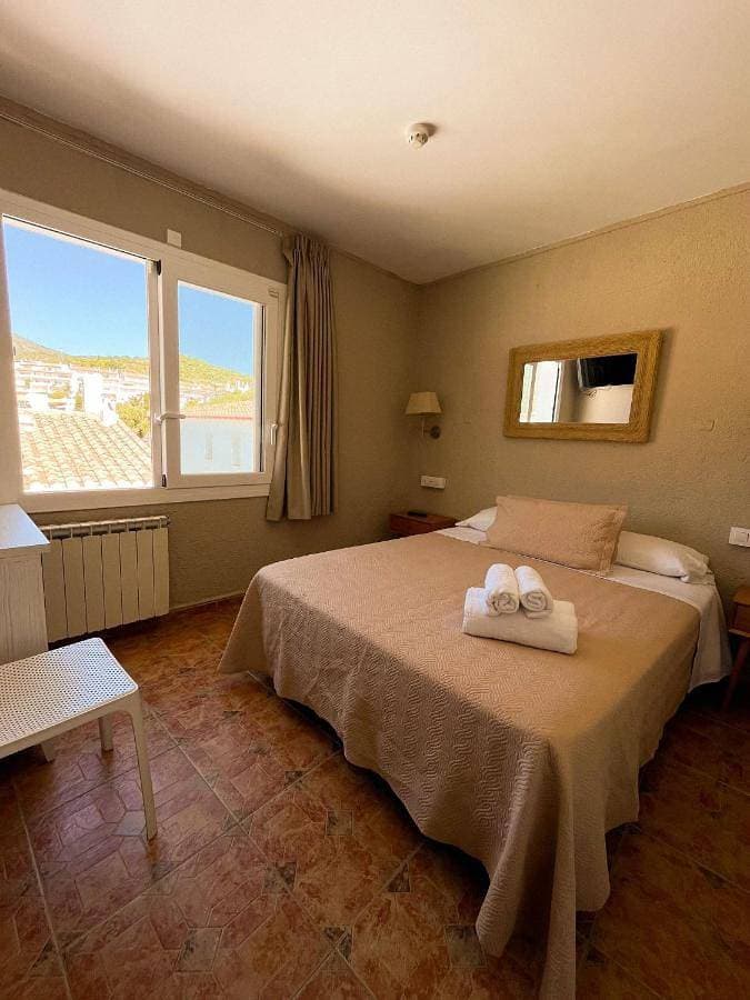 Foto 2 von 17: Double Room with Private Bathroom