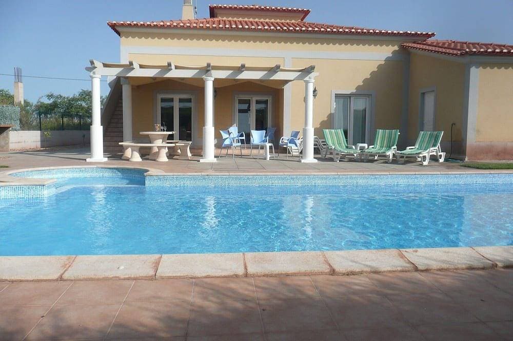 Villa with 10m x 5m Private Pool and Stunning Sea Views 2kms Beach 1