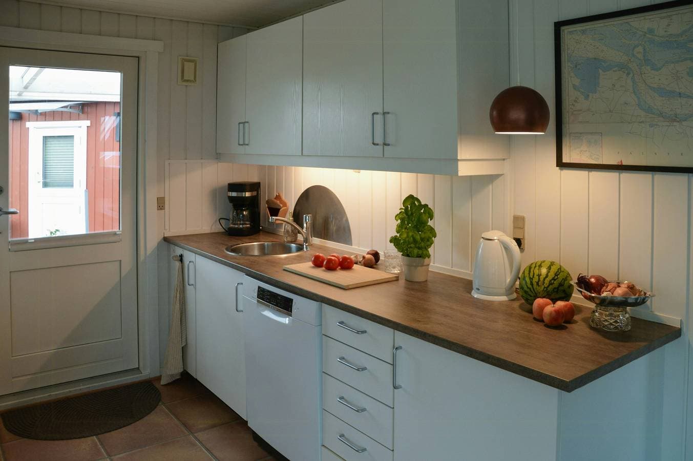 Foto 5 von 38: Ferienhaus mit Blick aufs Wasser in Grønsund
