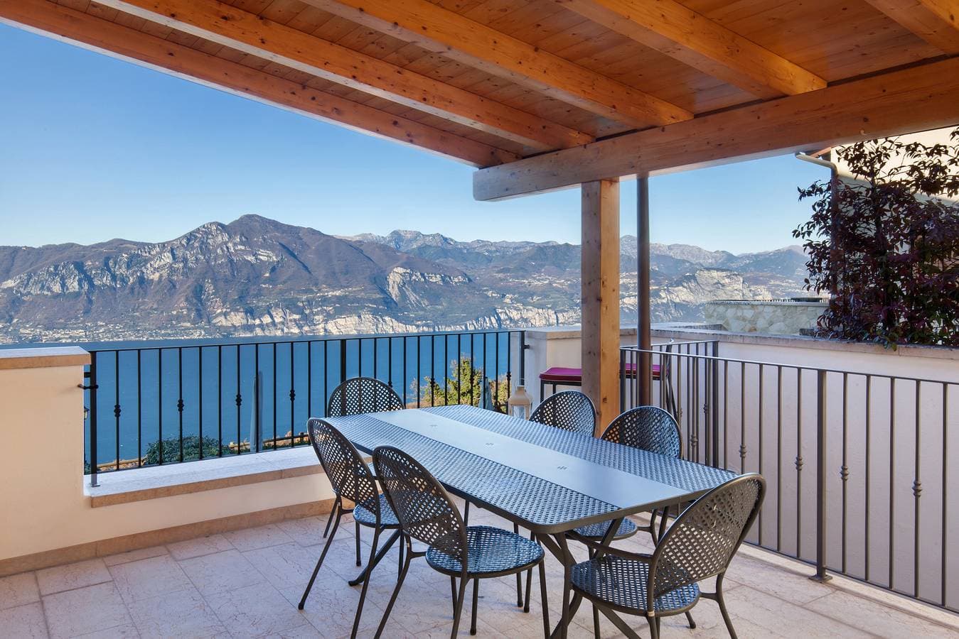 Foto 12 von 22: Apartment Borno With Pool In San Zeno Di Montagna