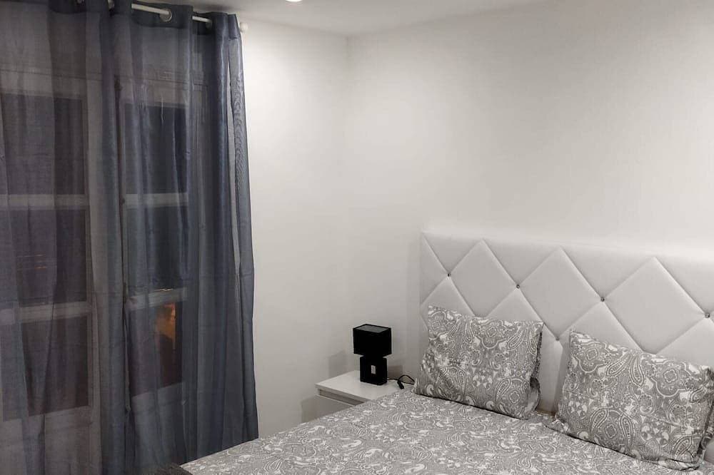 Petit Home 1