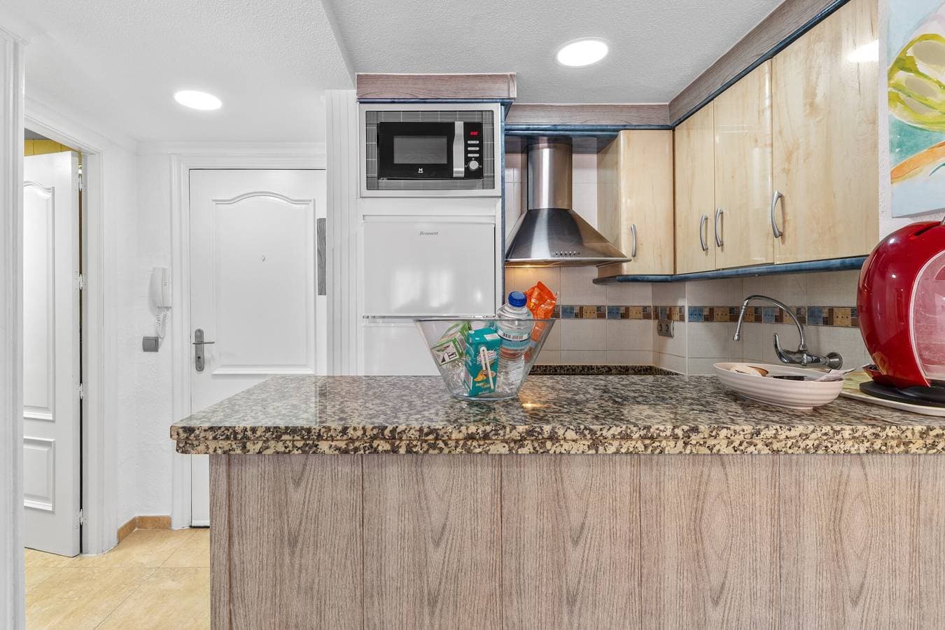 Foto 7 von 20: Apartment 'Beachfront' mit Gemeinschaftspool, WLAN und Klimaanlage