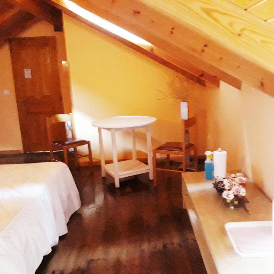 Foto 11 von 19: Double Room with Private Bathroom