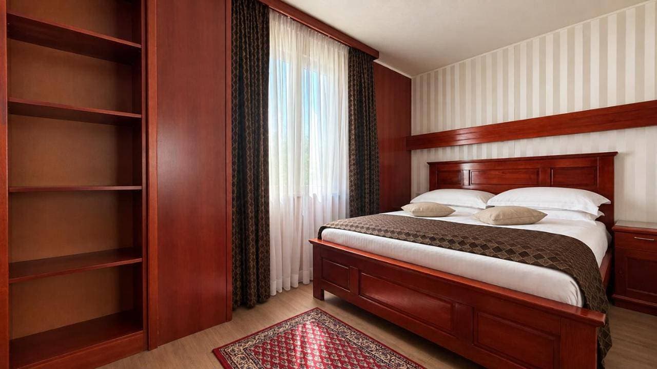 Foto 5 von 9: Standard Suite
