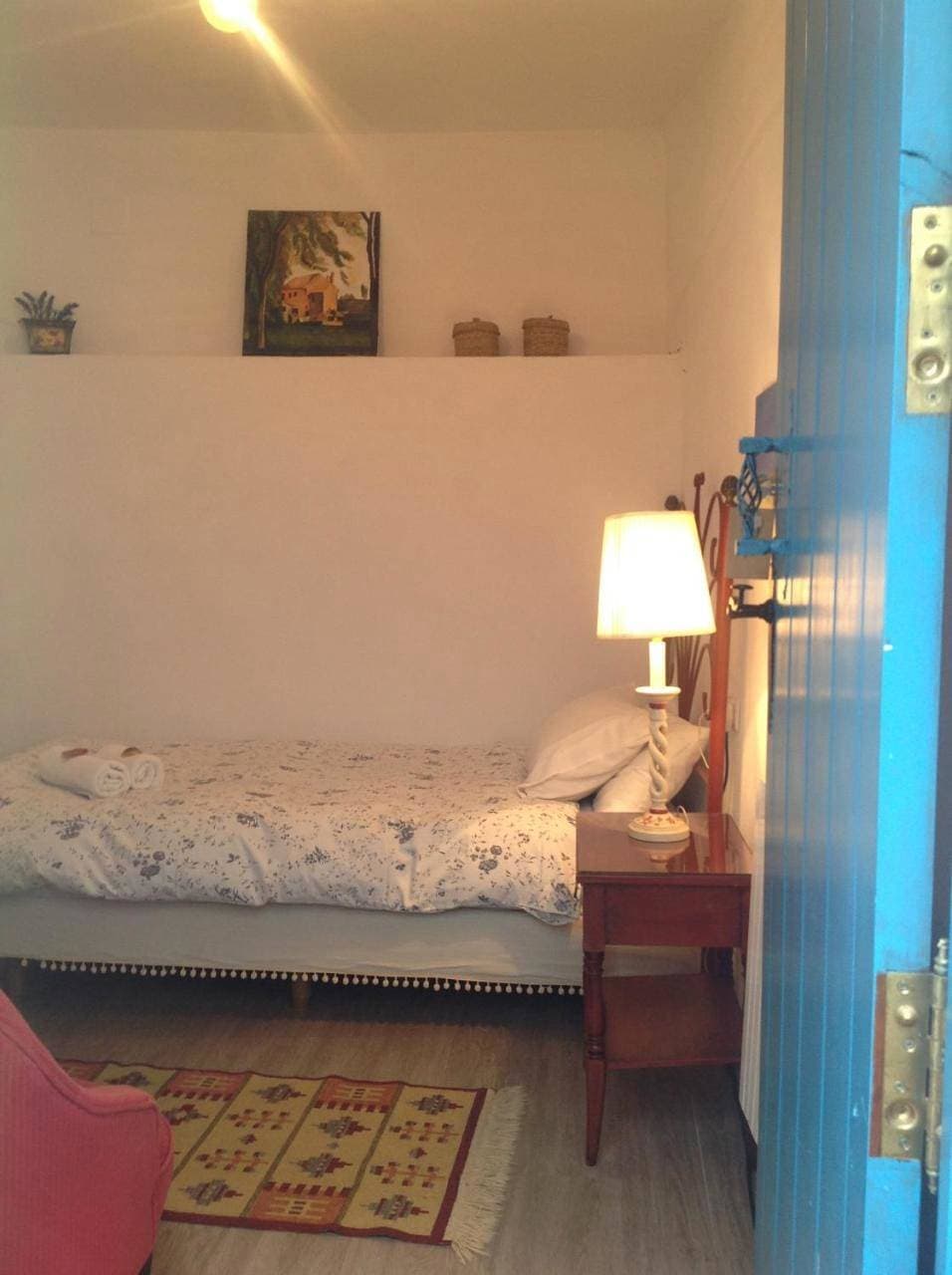 Foto 5 von 9: Twin Room with Private Bathroom