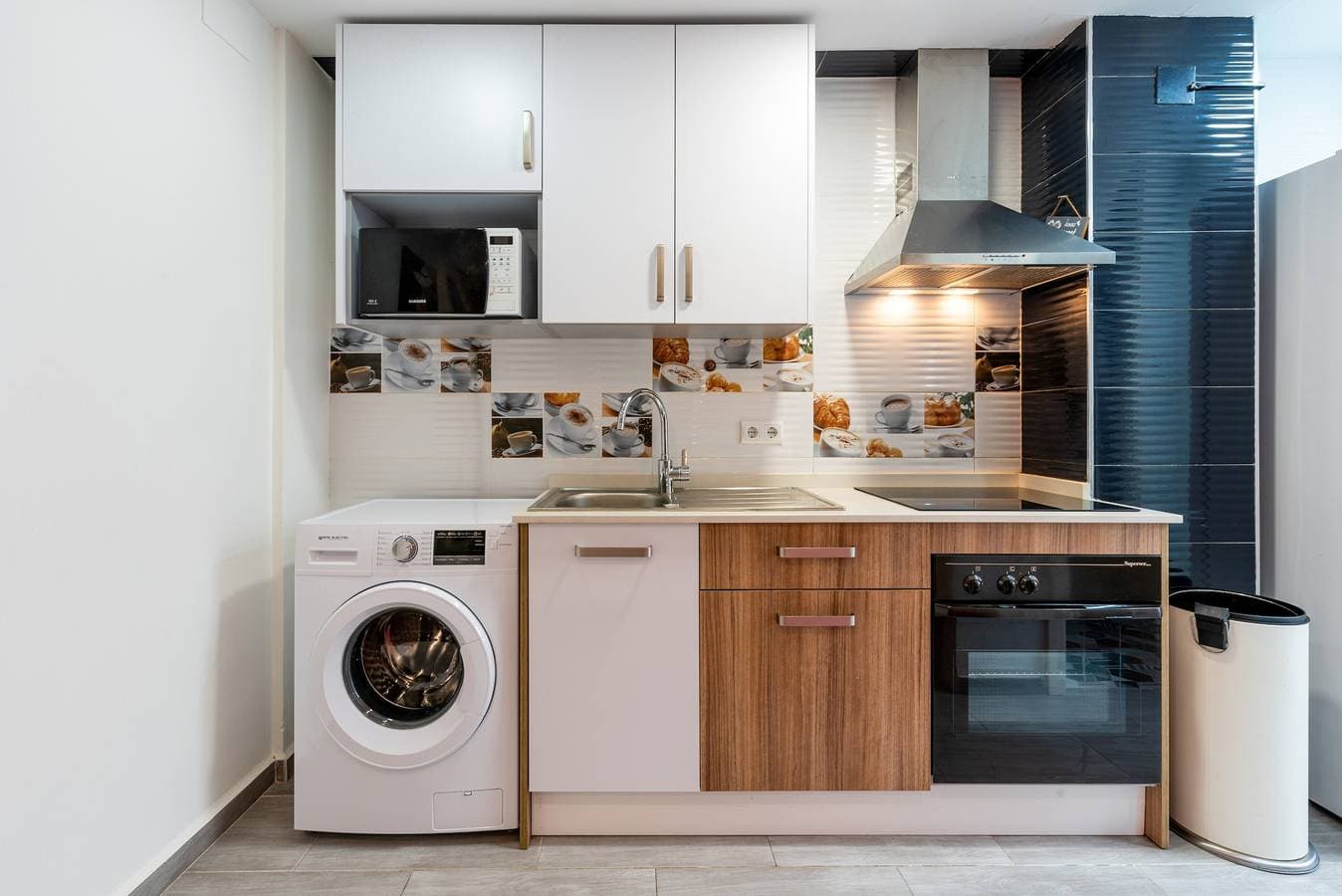 Foto 4 von 21: Ferienwohnung "Centro Estacion Vialia" mit Gemeinschaftspool und WLAN